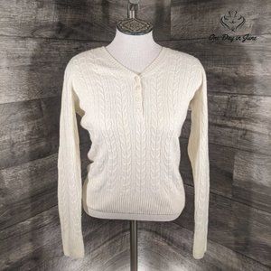 G.H. Bass Long Sleeved Sweater